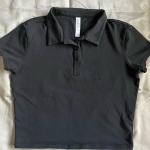 Size medium alo yoga cropped polo t shirt